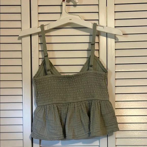 Hollister Green Ribbed Peplum Camisole - Picture 4 of 4